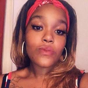 Meet your Posher, Khadijah